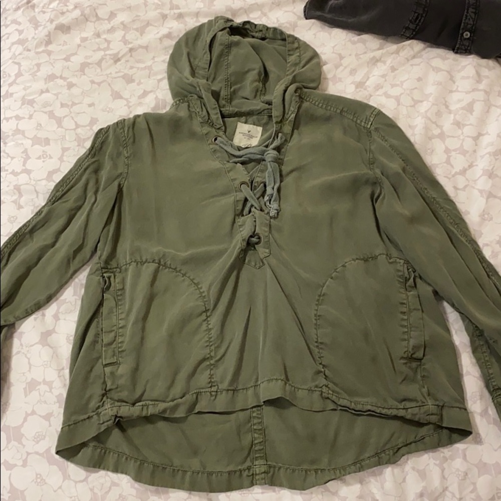 Lace up army green top with hood